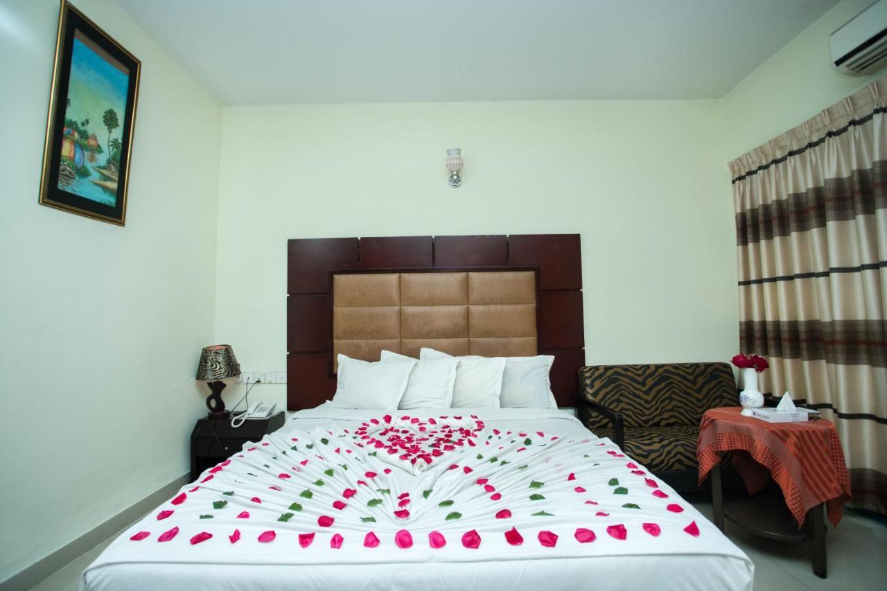 Hotel Mishuk Cox's Bazar Dış mekan fotoğraf