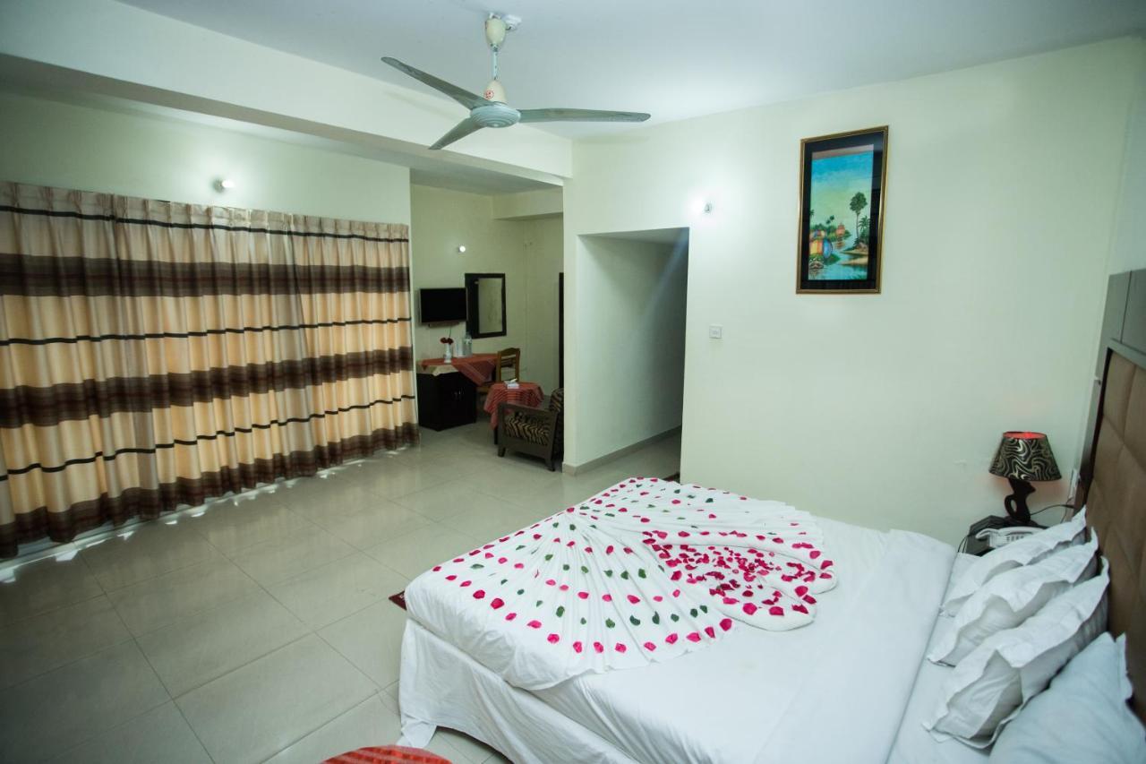Hotel Mishuk Cox's Bazar Dış mekan fotoğraf