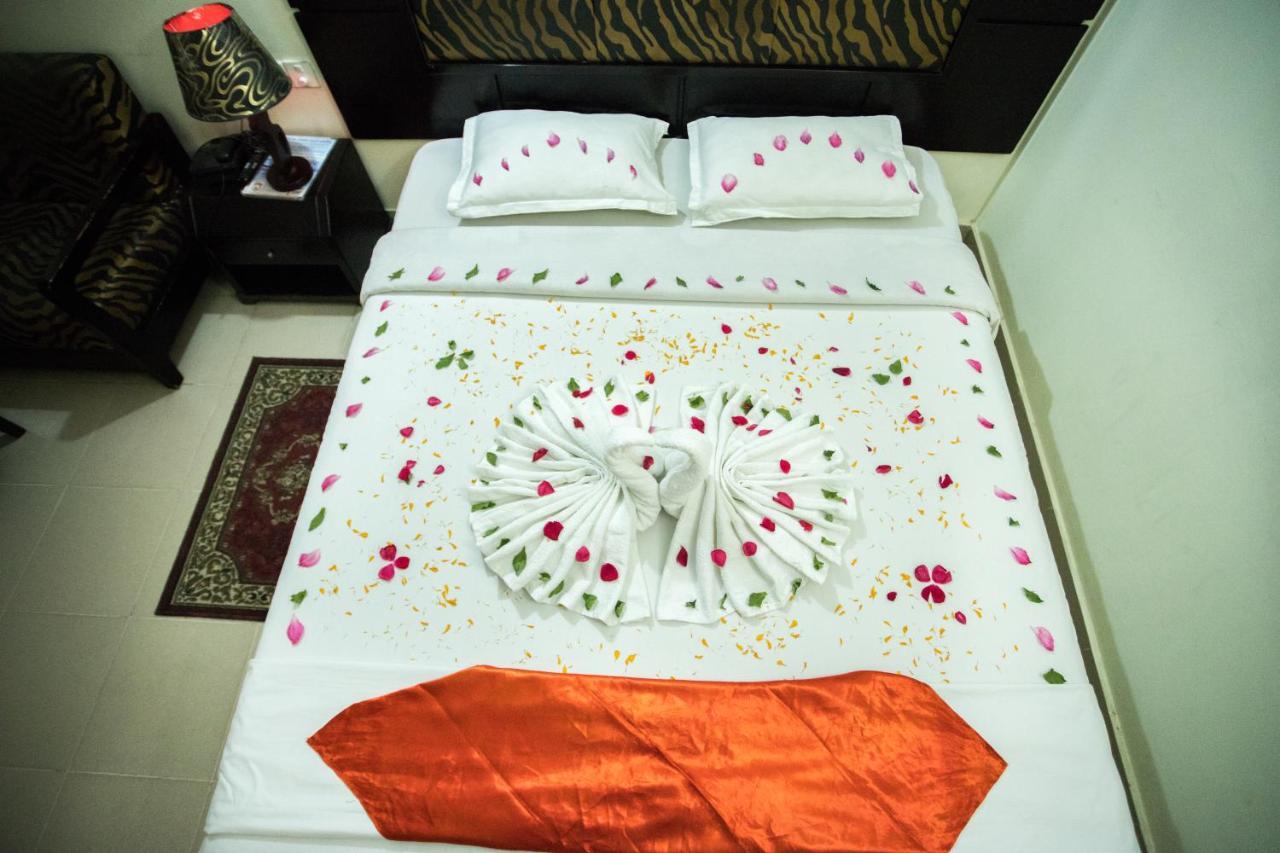 Hotel Mishuk Cox's Bazar Dış mekan fotoğraf